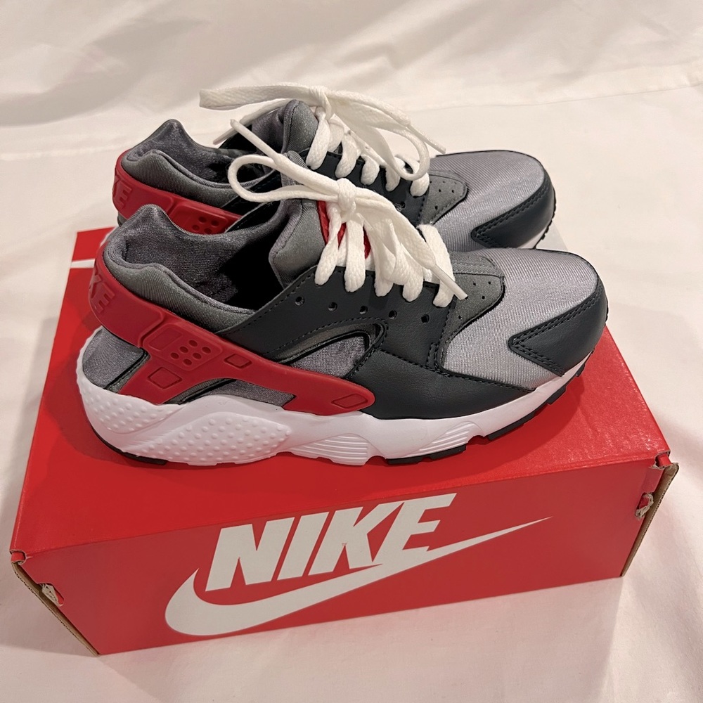 Boys Nike sneakers